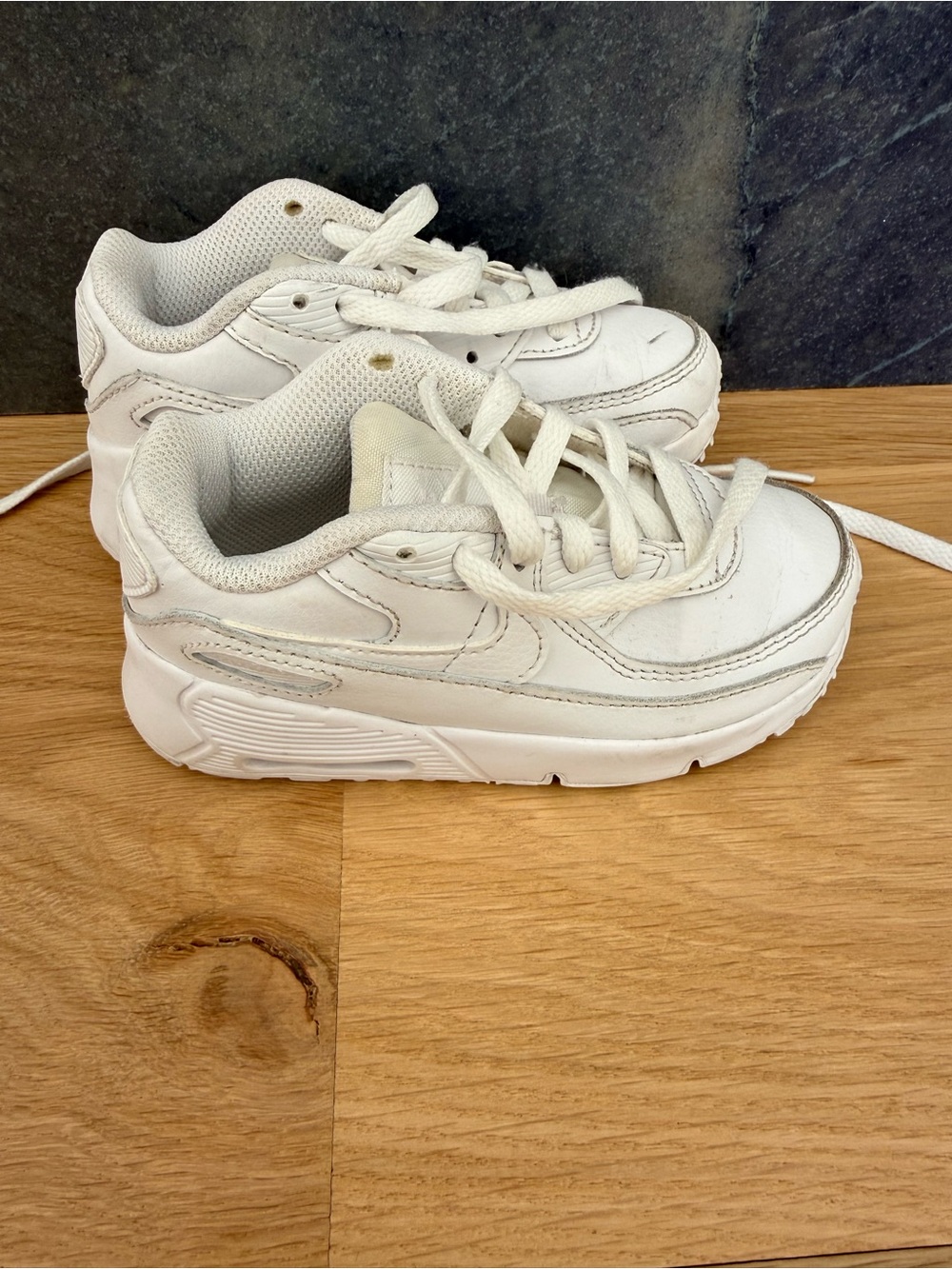 Nike Kids White Low-Top Lace-Up Sneakers - Picture 8 of 8